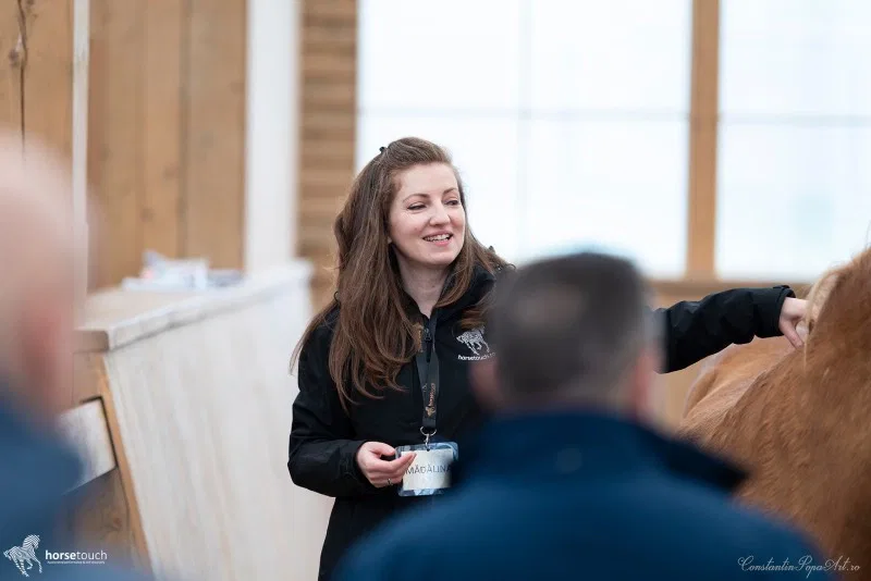 Madalina, in manej la un eveniment HorseTouch