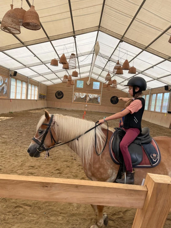 lectie tabara iulie manej acoperit